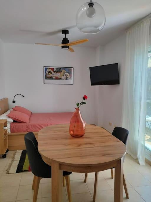 Estudio 52 Malaga Centrico Parking Gratuito Apartment Exterior photo